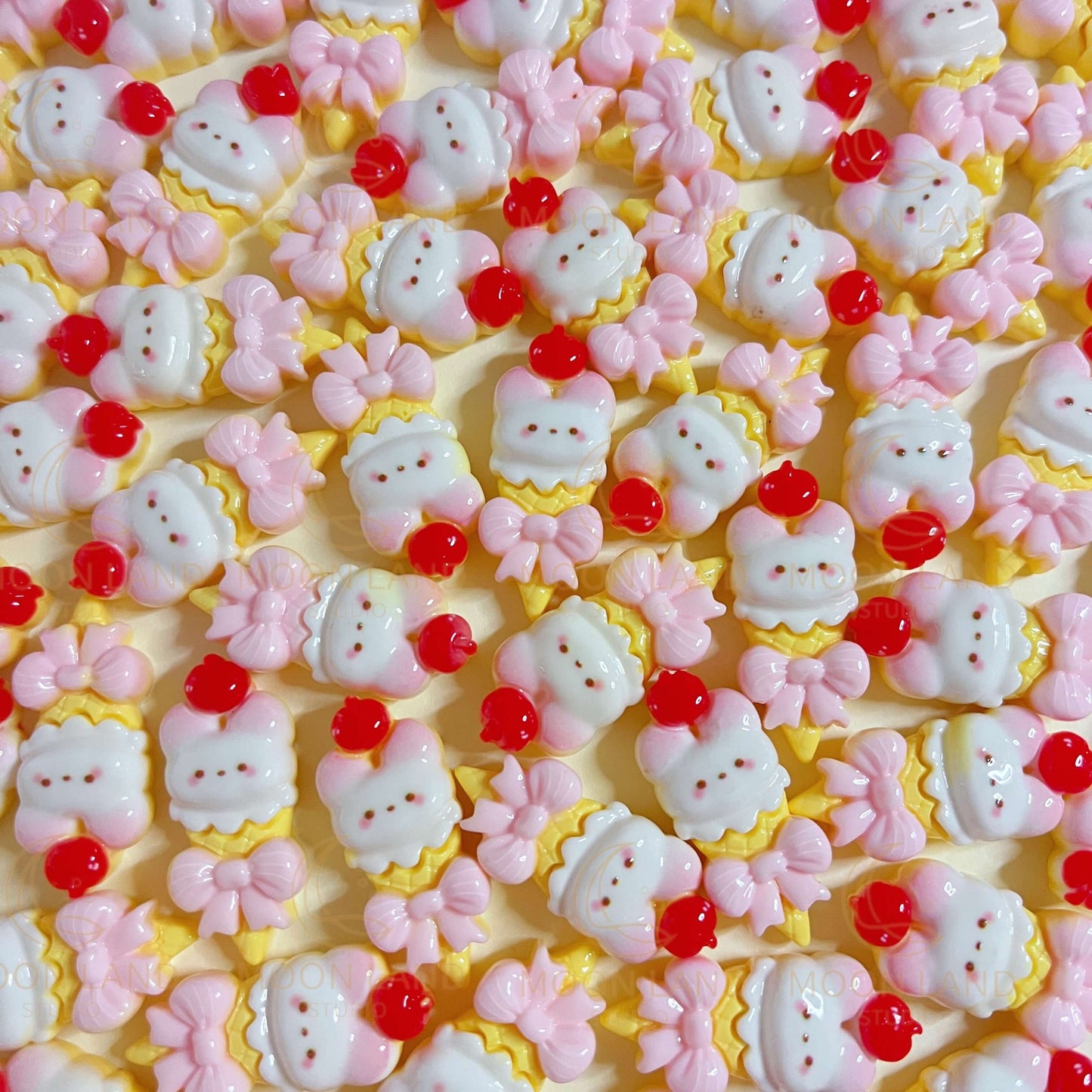 Bunny in the Wonderland Charms