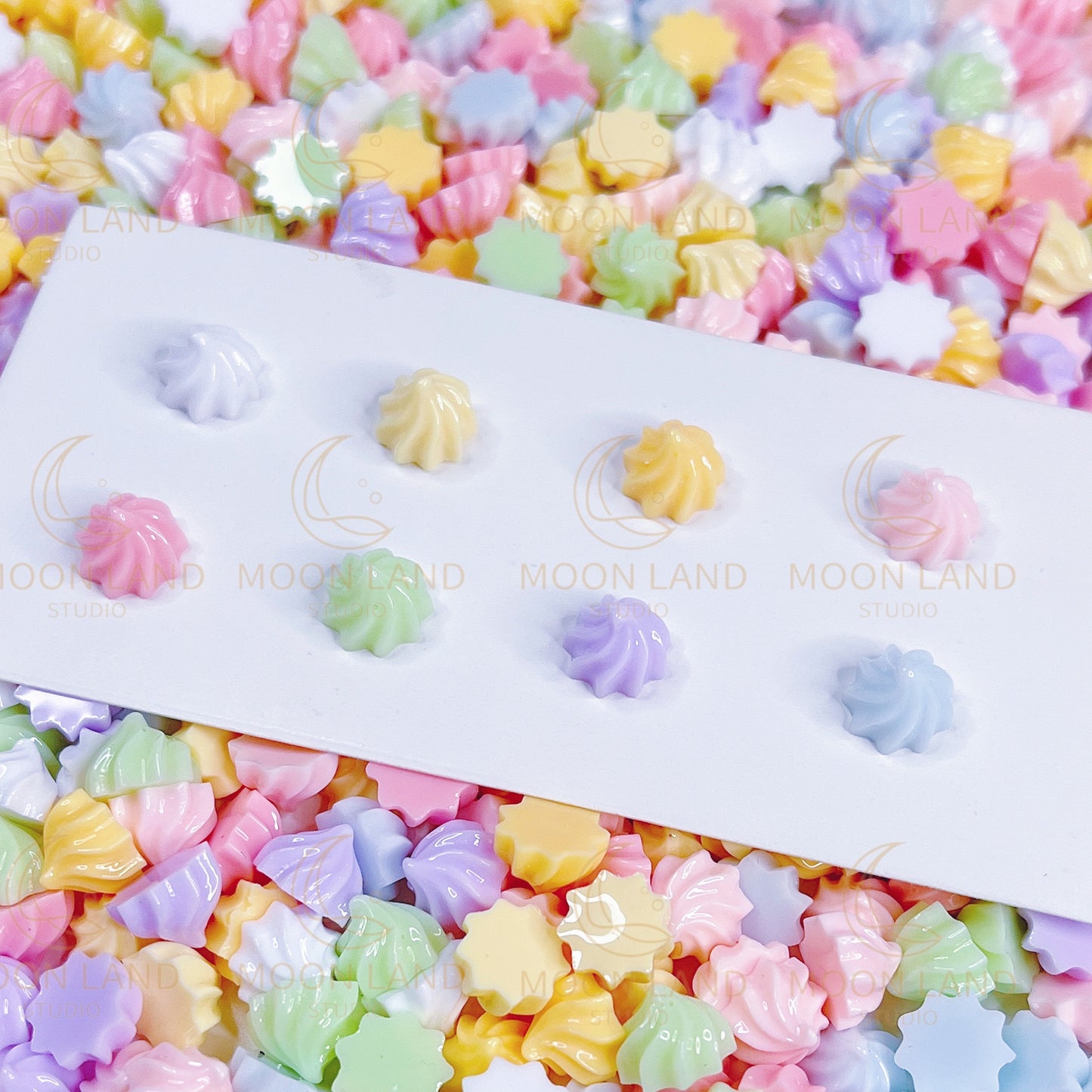 Meringue Super Mini Charms (50+)