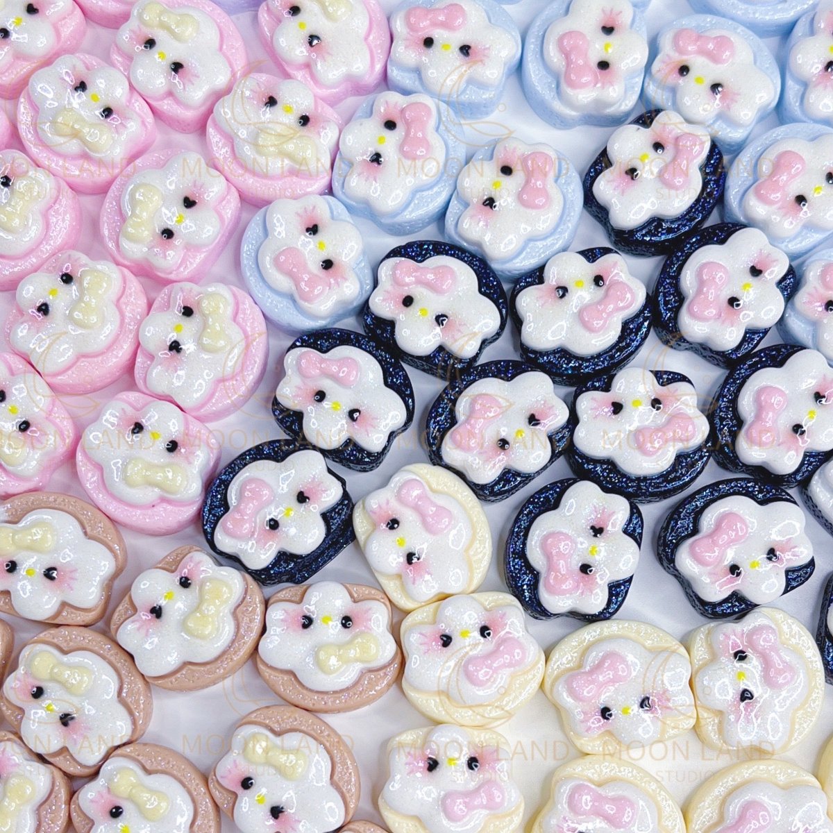 "Hello Kitty Toastie" Mini Charms (5+)