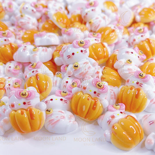 Halloween Hello Kitty Limited Edition Charms