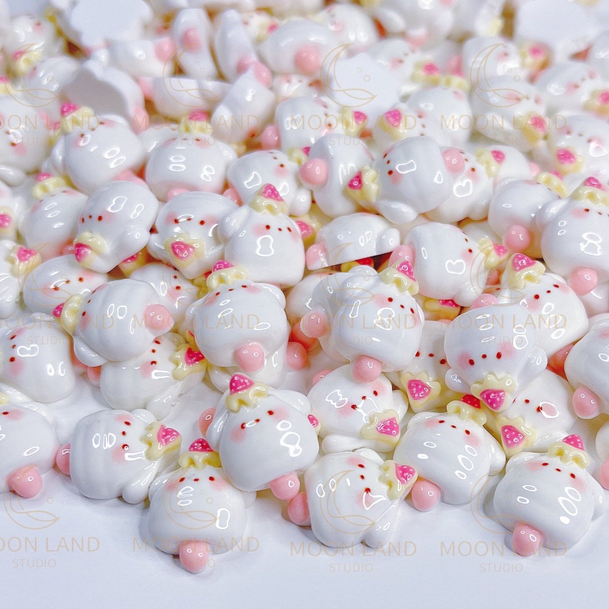 "Vanilla Puppy Pudding" Mini Charms (10+)